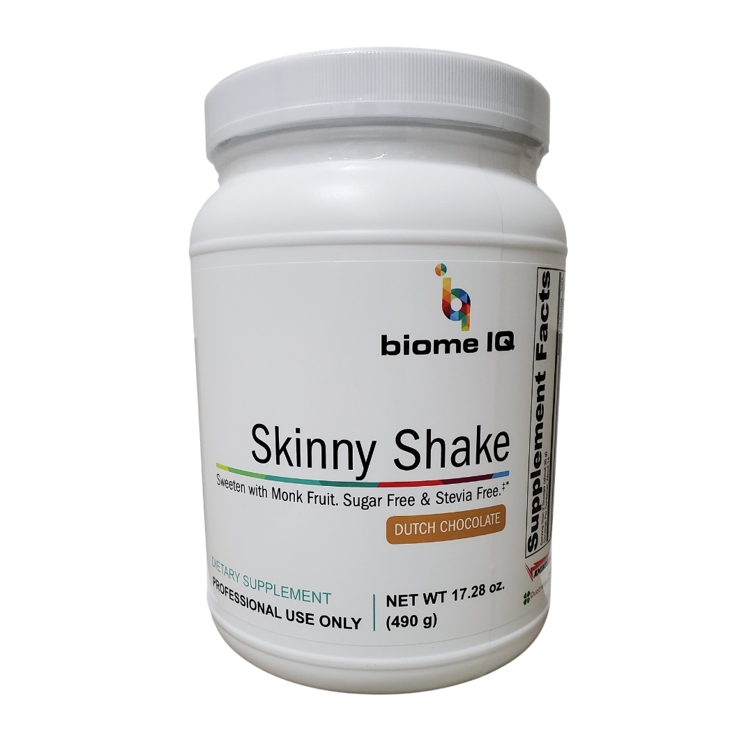 Skinny Shake es una mezcla de batidos rica en nutrientes diseñada para satisfacer las necesidades de las personas con restricciones dietéticas: como las dietas veganas, vegetarianas, sin soja, sin lácteos, sin azúcar y sin stevia. Skinny Shake es una fuente alternativa de proteínas de calidad. Nuestra fórmula combina una mezcla de proteínas naturales de guisante y arroz, enzimas vegetales, fibra, con micronutrientes esenciales: Vitaminas B activadas, Magnesio, Selenio, y no contiene azúcar/estevia. Apoya el metabolismo de las proteínas, la salud del corazón y la salud gastrointestinal.